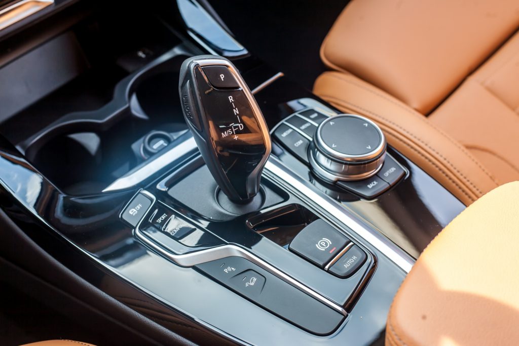 cần số bmw x3