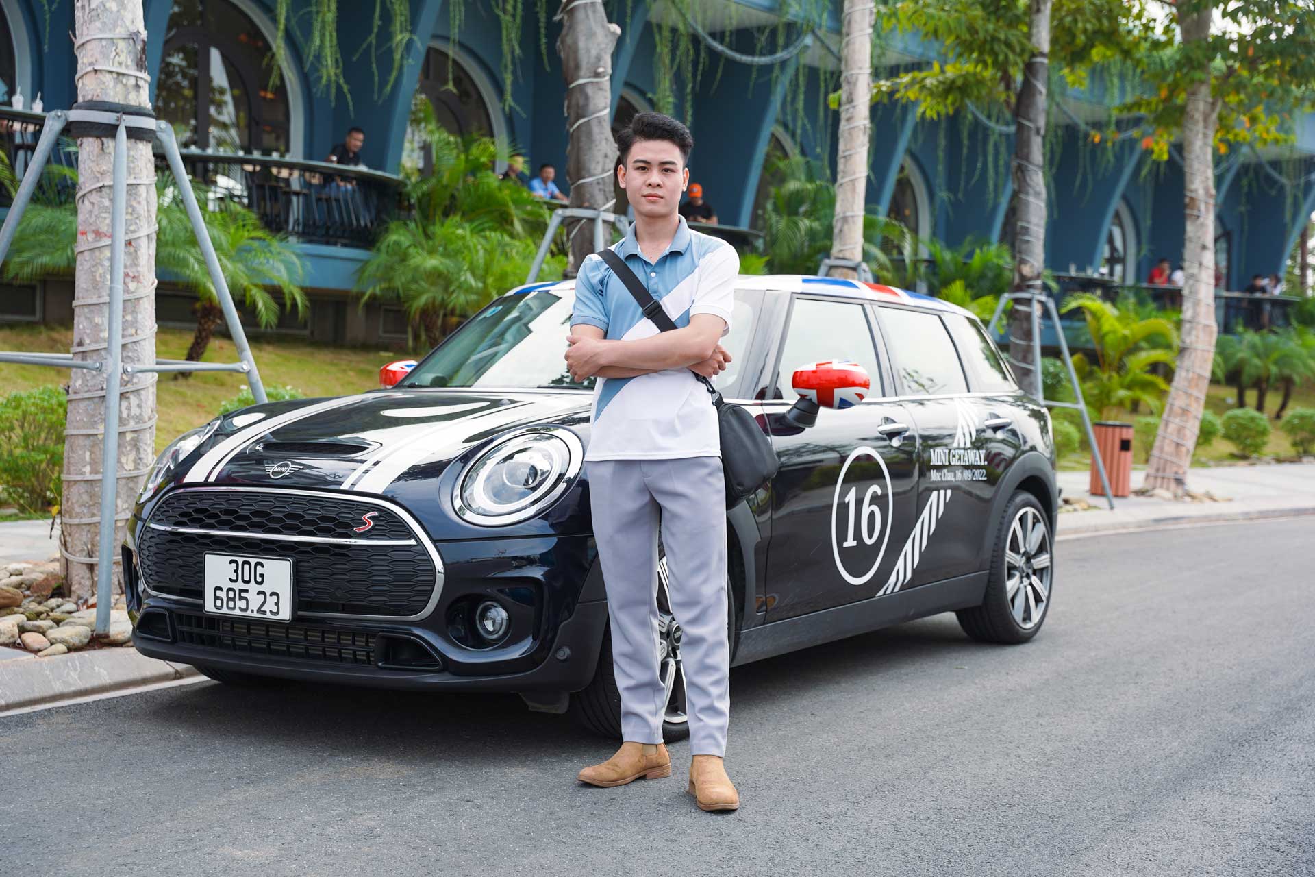 Lái thử xe MINI