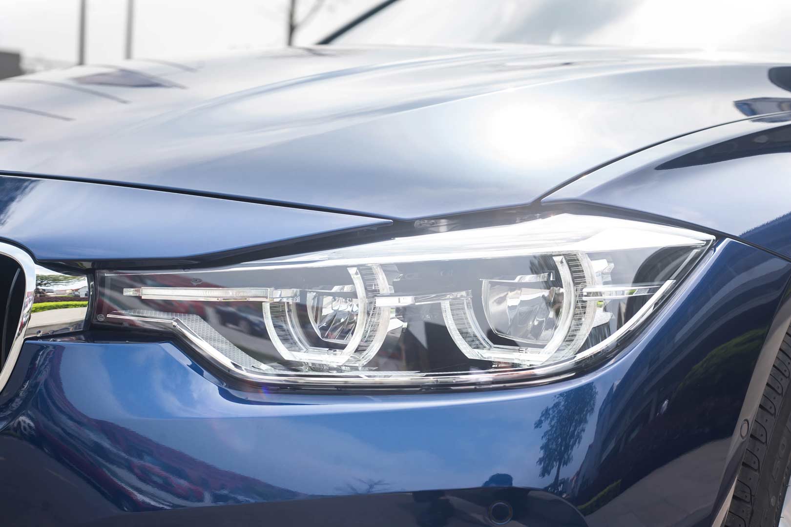 đèn xe 320i 3 series