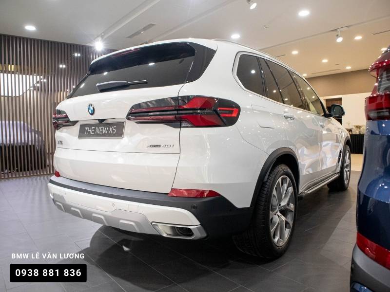 Đuôi xe BMW X5 2024