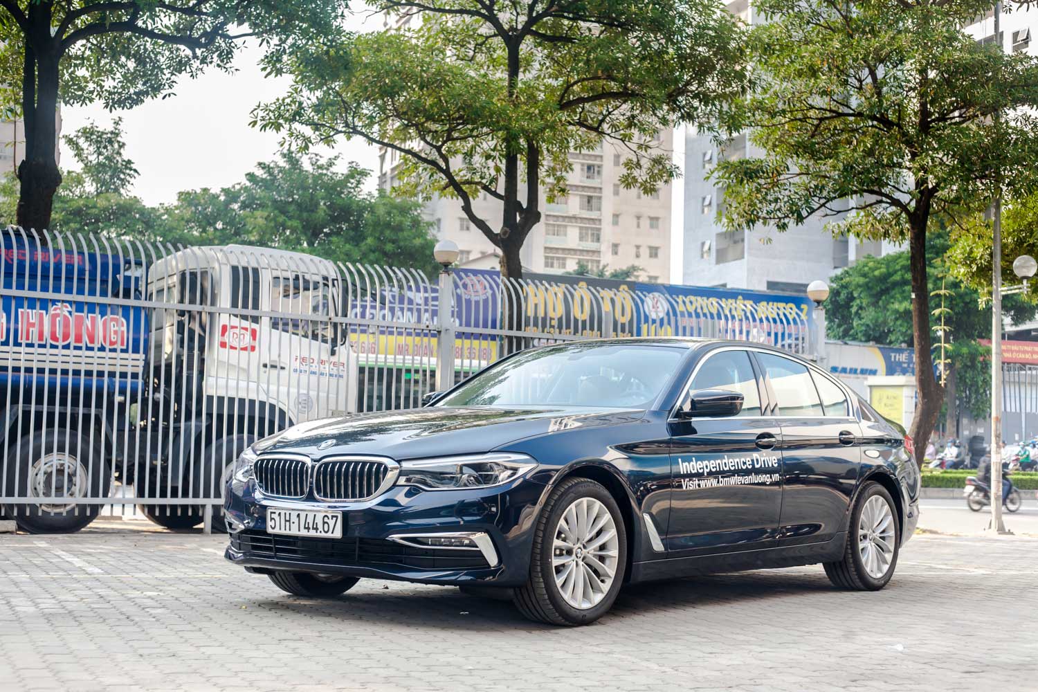BMW 530i 2023 giá lăn bánh ưu đãi 092023